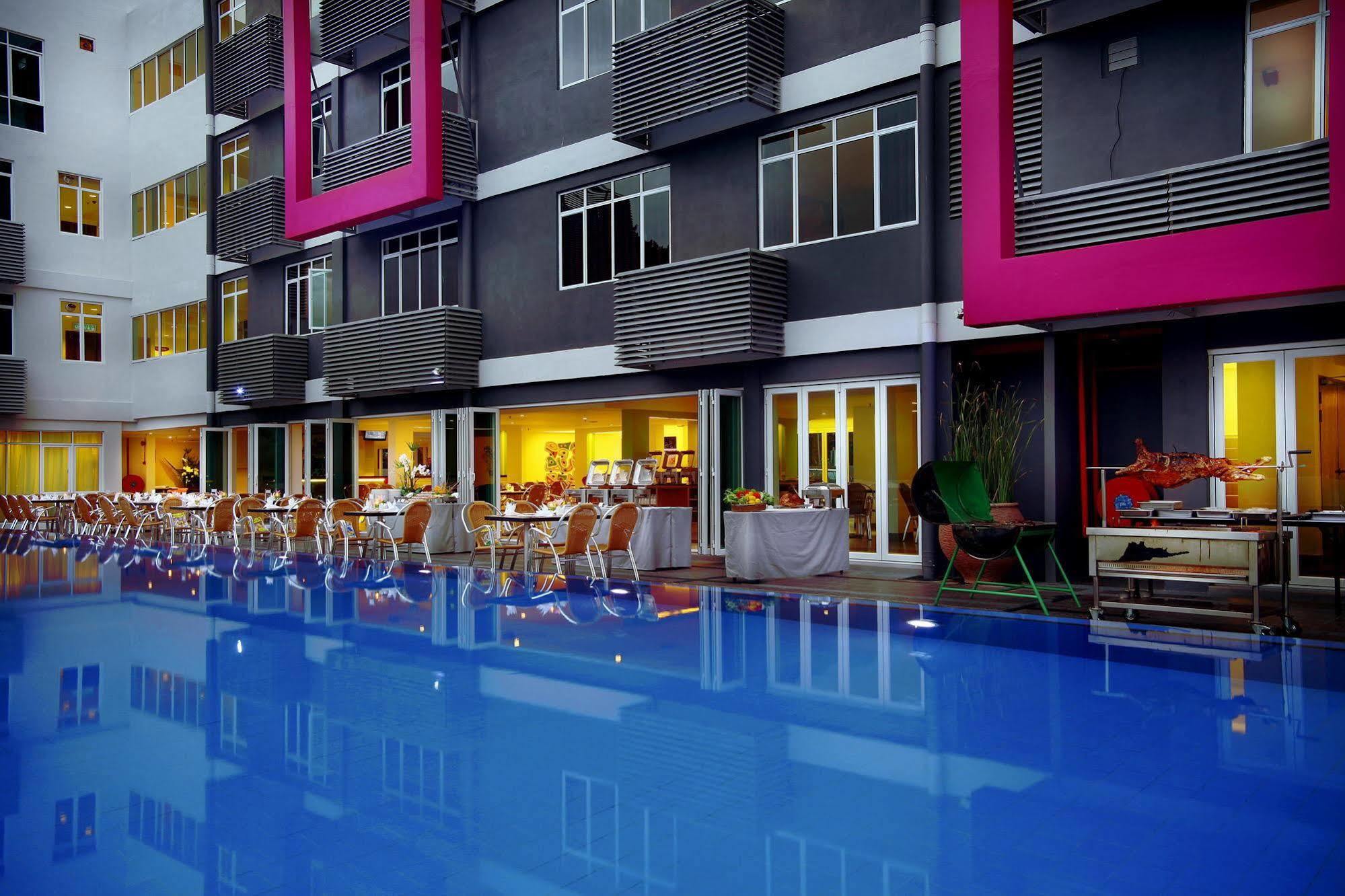 Favehotel Cenang Beach Langkawi Eksteriør billede